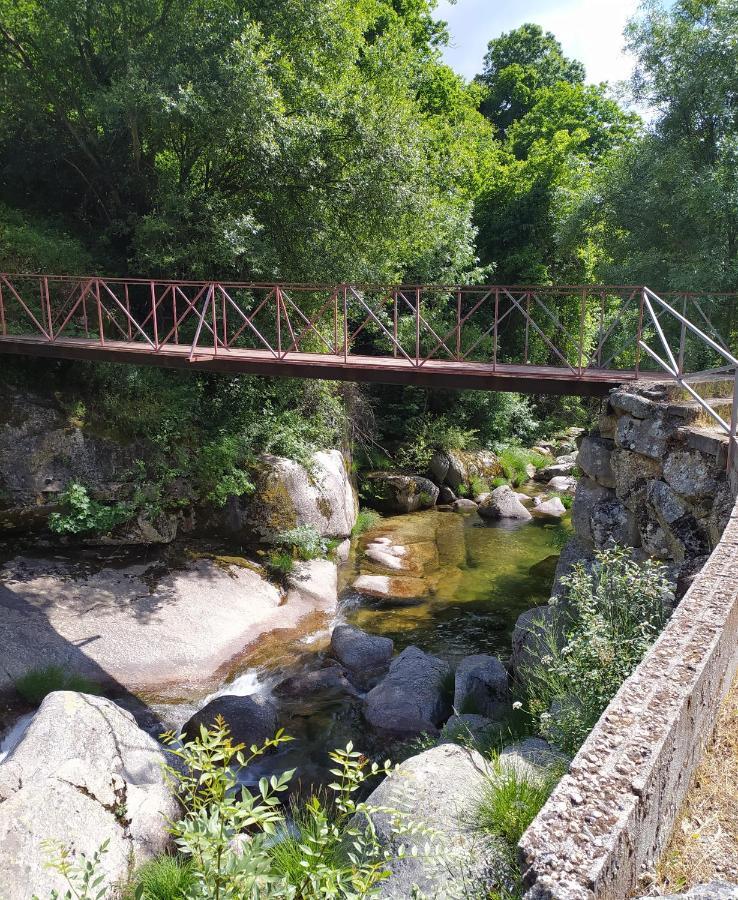 Abrigo Do Cabecinho - Serra Da Estrela Cortes do Meio Buitenkant foto