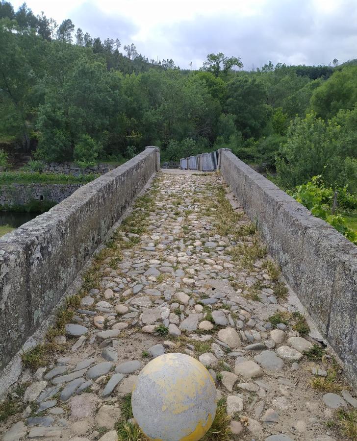 Abrigo Do Cabecinho - Serra Da Estrela Cortes do Meio Buitenkant foto
